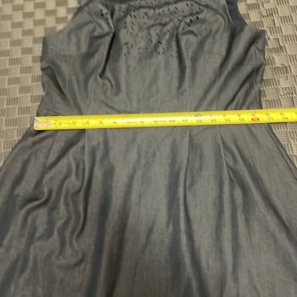 Betsy Johnson dress size 12  with eyelet rimmed bottom decoration - Picture 5 of 10